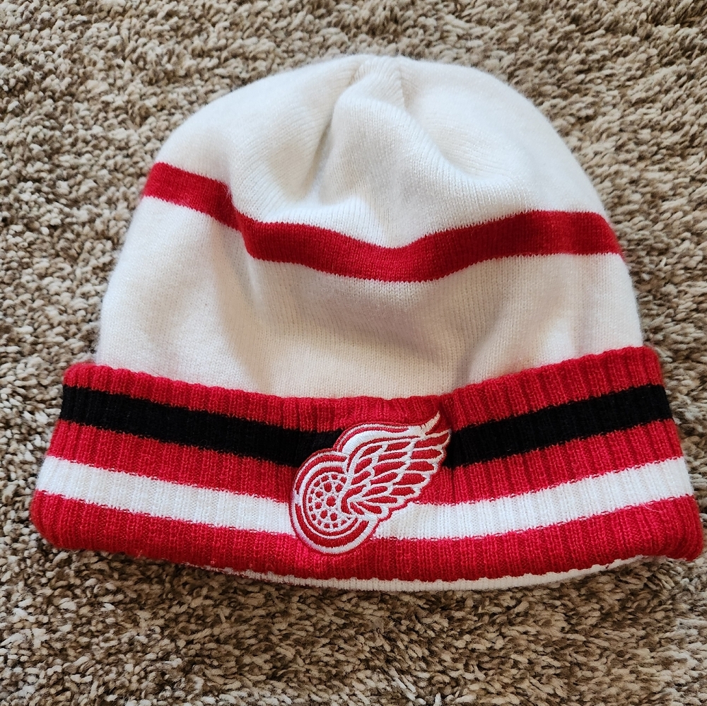 Reebok Detroit Red Wings White Beanie from Face Off Collection